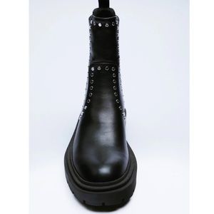 NWT ZARA ANKLE BOOTS